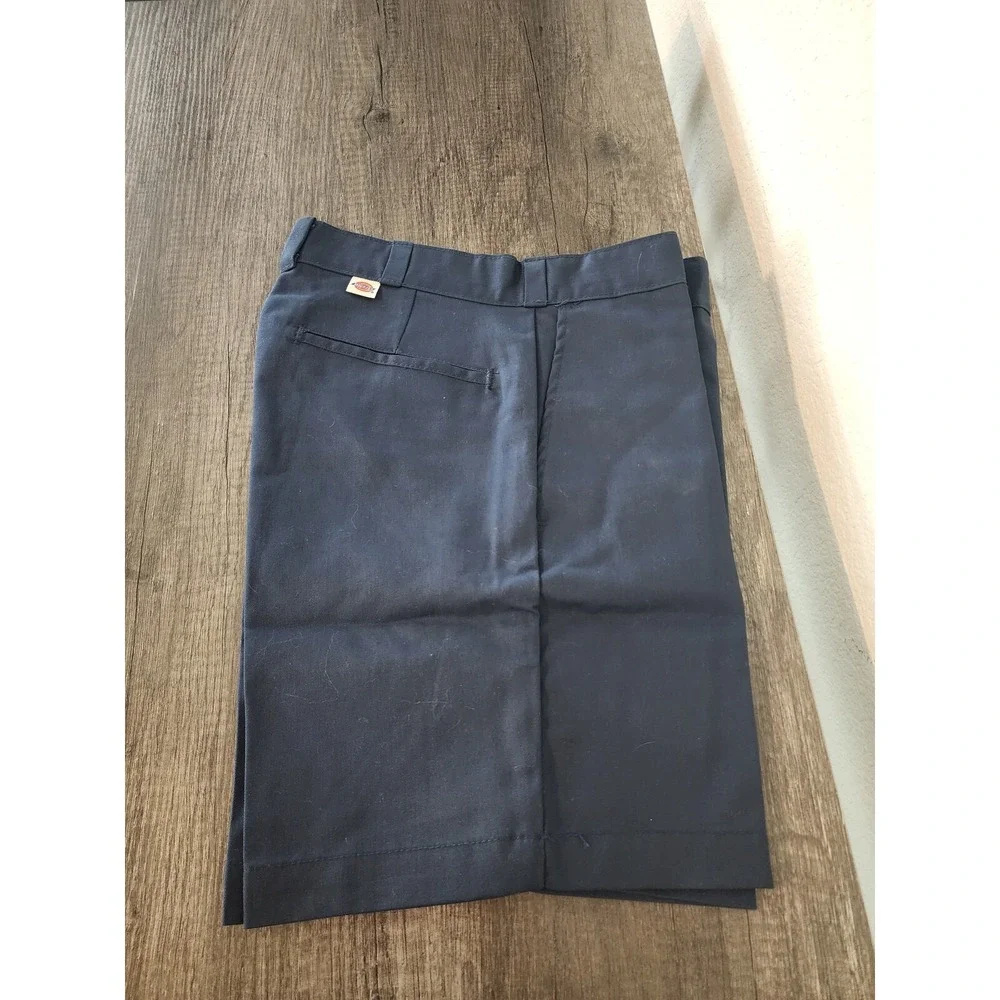 Dickies Shorts Size 28 workwear security  new with tag read description